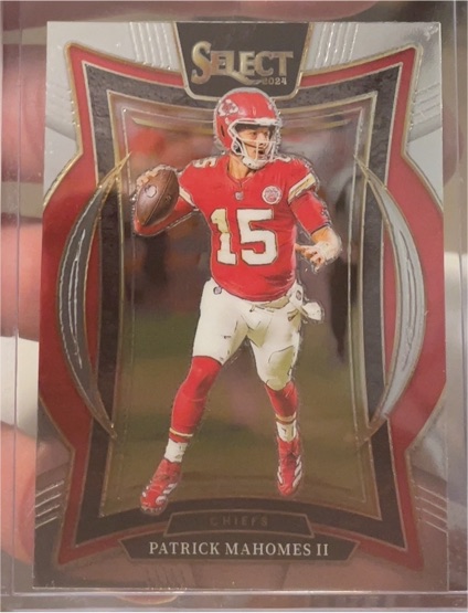 2024 Panini Select #33 Patrick Mahomes II — front