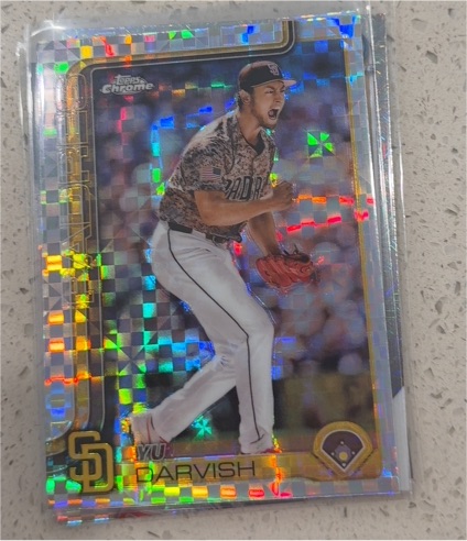 2025 Topps Chrome #186 Yu Darvish — front