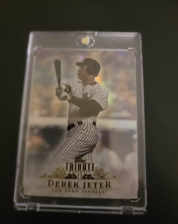 2000 Topps Tribute Derek Jeter — front