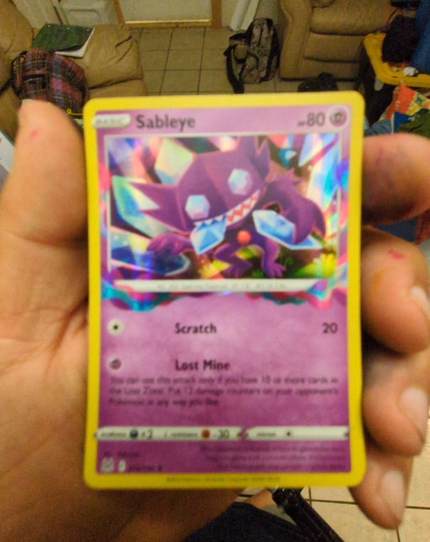 2022 Pokémon Sword & Shield Lost Origin #070 Sableye — front