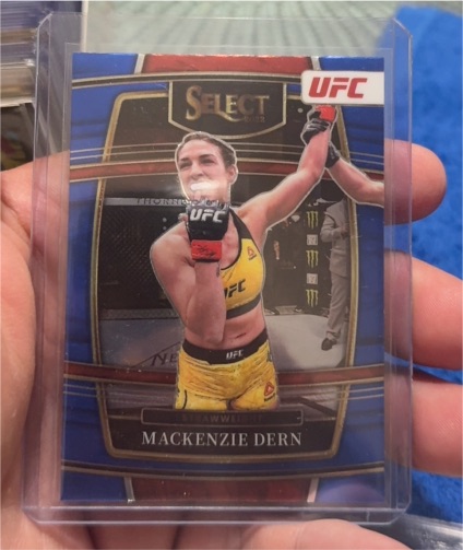 2022 Panini Select UFC #10 Mackenzie Dern — front