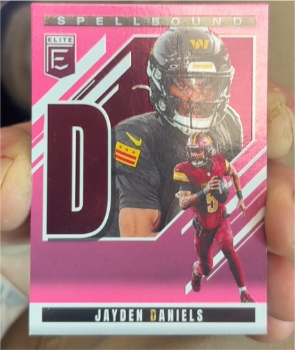 2025 Panini Donruss Elite #8 Jayden Daniels Spellbound D — front
