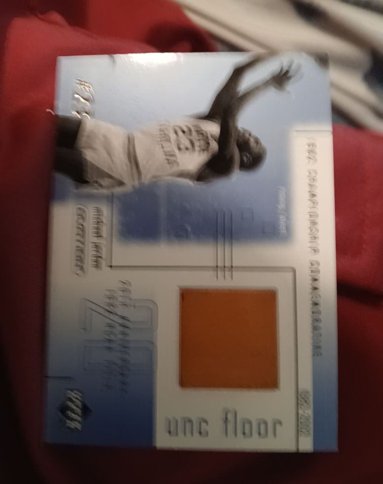 2001 Upper Deck Ovation Michael Jordan #MJF2 UNC Floor — front