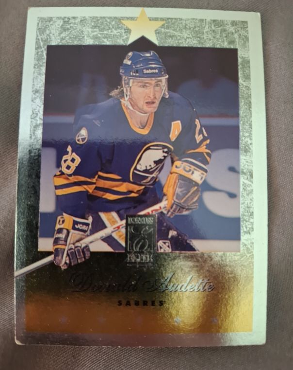 1995-96 Donruss Elite #49 Donald Audette — front