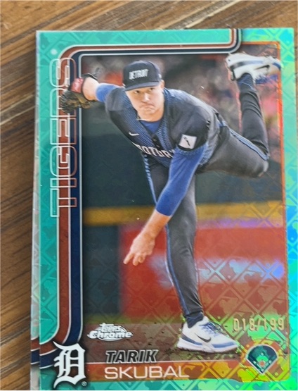 2025 Topps Chrome #71 Tarik Skubal — front