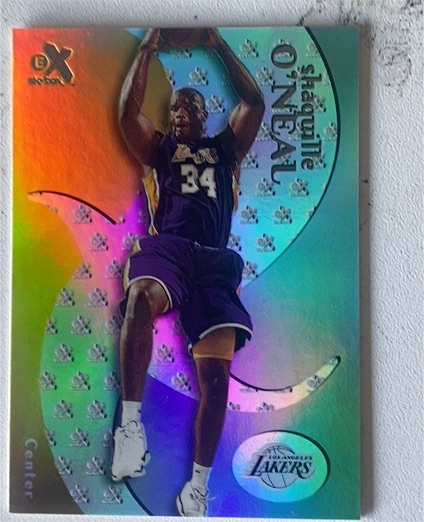 1999-00 Skybox E-X #22 Shaquille O'Neal — front