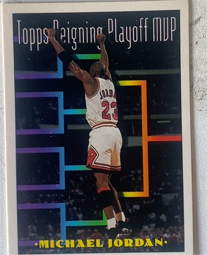 1993-94 Topps #199 Michael Jordan — front