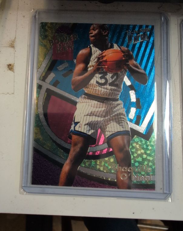 1993 Fleer Ultra #7 Shaquille O'Neal Power in the Key — front