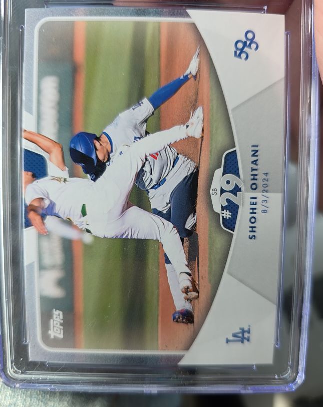 2024 Topps 50/50 #29 Shohei Ohtani — front