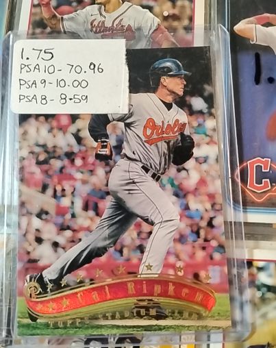 1995 Topps #1 Cal Ripken Jr. — front