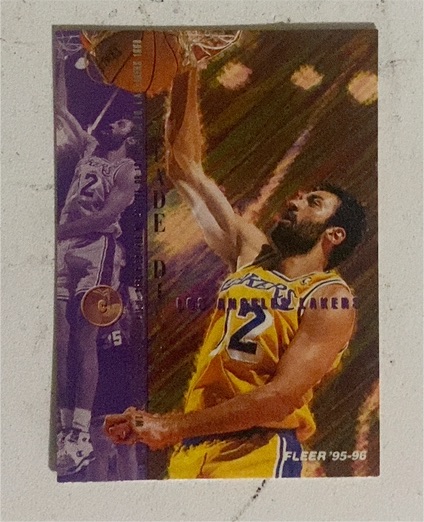 1995-96 Fleer #88 Vlade Divac — front