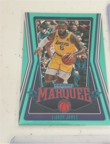 2022 Panini Chronicles Marquee #256 LeBron James — front