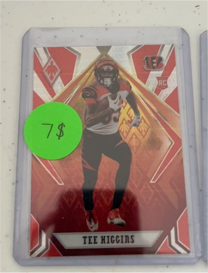 2020 Panini Phoenix #110 Tee Higgins Fire Burst Rookie — front