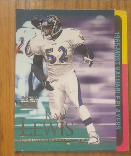 1999 Skybox Premium #203 Ray Lewis — front