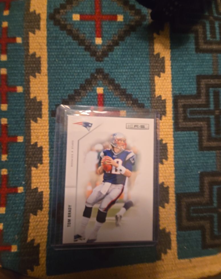 2011 Panini Rookies & Stars #90 Tom Brady — front