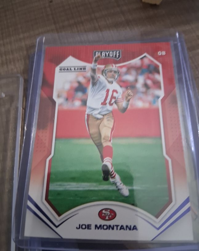 2021 Panini Playoff Football #194 Joe Montana — front