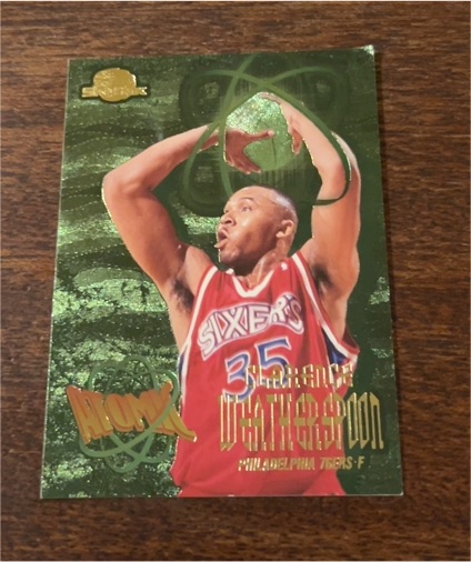 1995 SkyBox Premium Atomic #A10 Clarence Weatherspoon — front