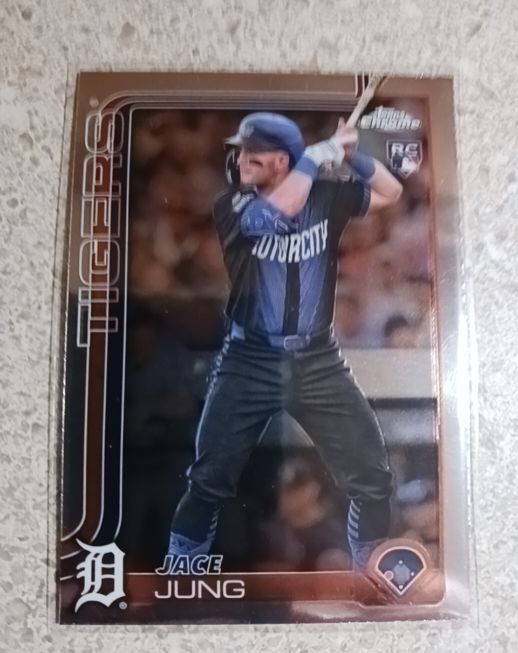 2025 Topps Chrome #225 Jace Jung — front