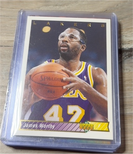 1992-93 Upper Deck #156 James Worthy — front