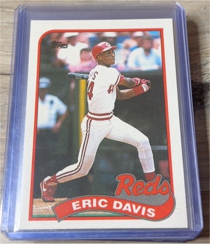 1989 Topps #330 Eric Davis — front