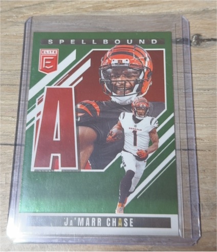 2025 Donruss Elite Spellbound #17 Ja'Marr Chase — front