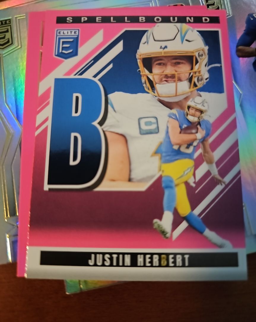 2025 Donruss Elite #37 Justin Herbert Spellbound B — front