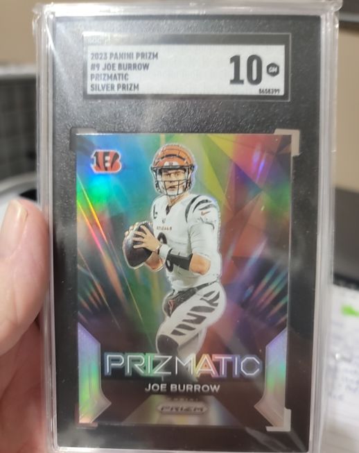 2023 Panini Prizm #9 Joe Burrow — front