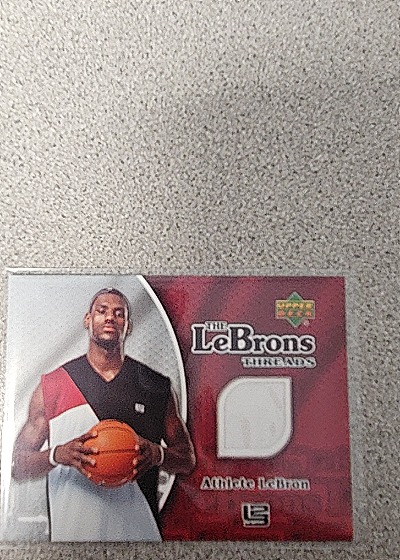 2006-07 Upper Deck The Lebrons Threads #LM-1 LeBron James — front