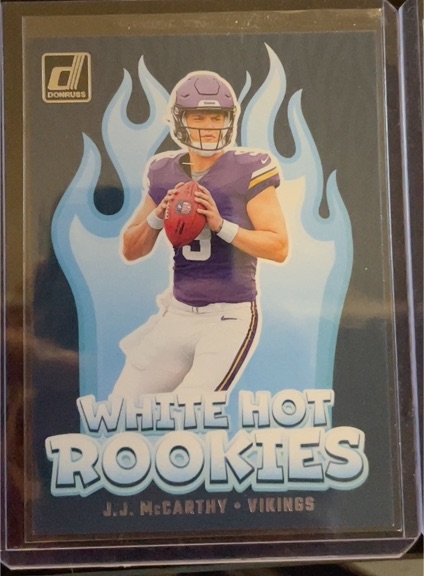 2024 Panini Donruss #WH1 J.J. McCarthy White Hot Rookies — front
