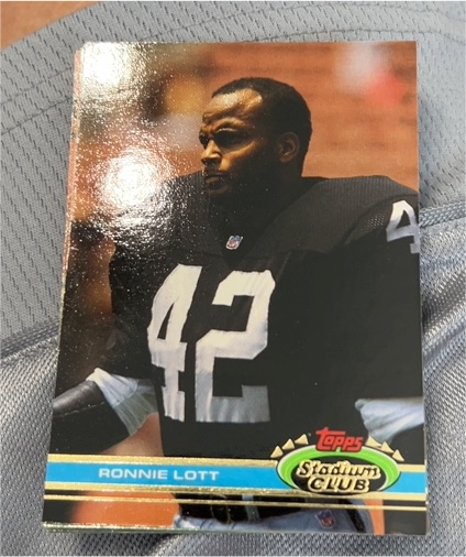 1991 Topps Stadium Club #341 Ronnie Lott — front