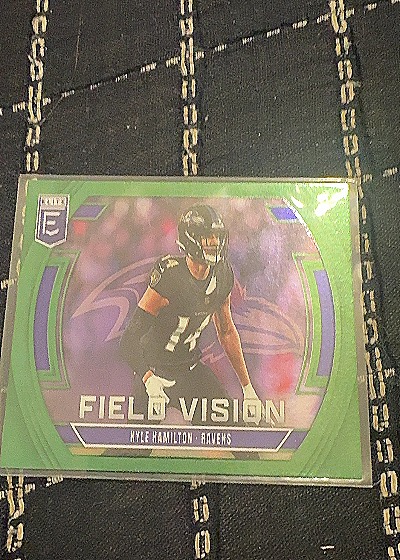 2025 Panini Donruss Elite #4 Kyle Hamilton Field Vision — front