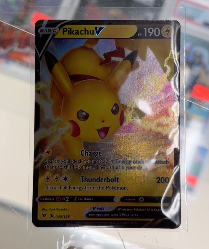 2020 Pokémon TCG Vivid Voltage #043 Pikachu V — front