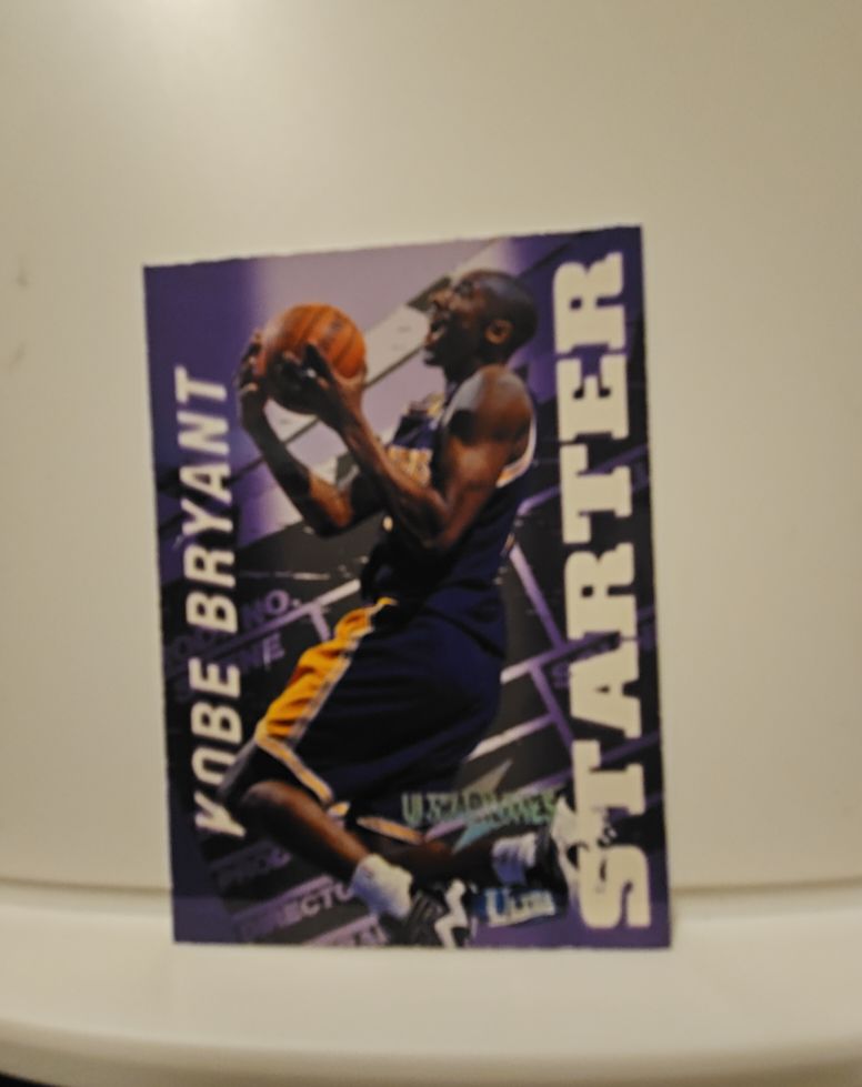 1997-98 Fleer Ultra Ultrabilities Starter #3 Kobe Bryant — front