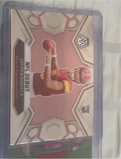 2024 Panini Mosaic NFL Debut #272 Jayden Daniels — front