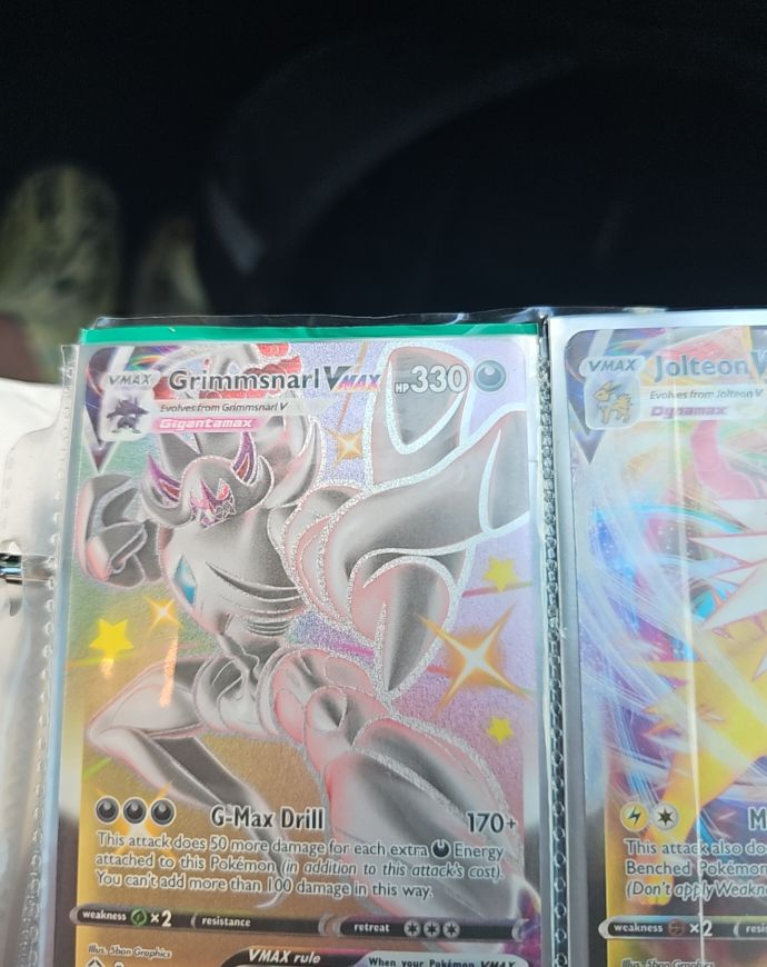 2021 Pokémon TCG Shining Fates #SV117 Grimmsnarl VMAX — front