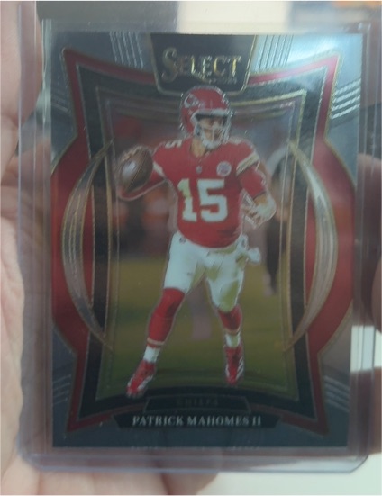 2024 Panini Select Concourse #33 Patrick Mahomes II — front