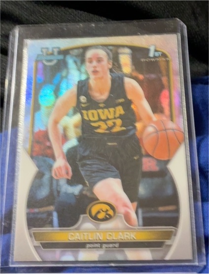 2022 Bowman University Chrome #50 Caitlin Clark — front