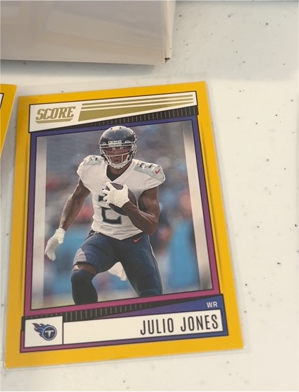 2022 Panini Score #27 Julio Jones — front