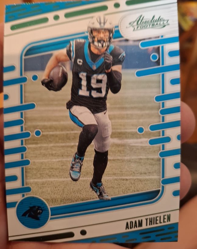 2024 Panini Absolute #15 Adam Thielen — front