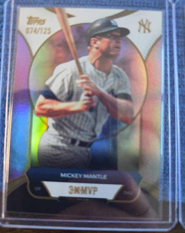 2025 Topps Welcome to the Club #21 Mickey Mantle — front