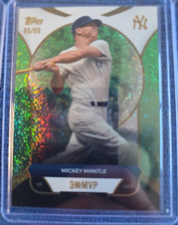 2024 Topps 3XMVP Green Stardust #84 Mickey Mantle — front