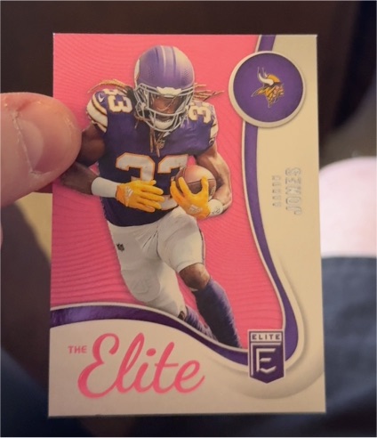 2025 Panini Donruss Elite #3 Aaron Jones The Elite Pink Parallel — front