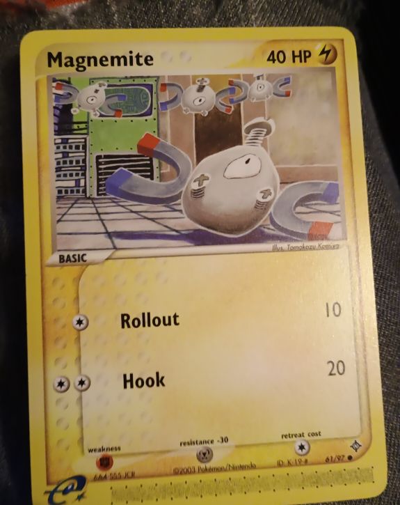 2004 Pokemon EX Trainer Kit #4 Magnemite — front