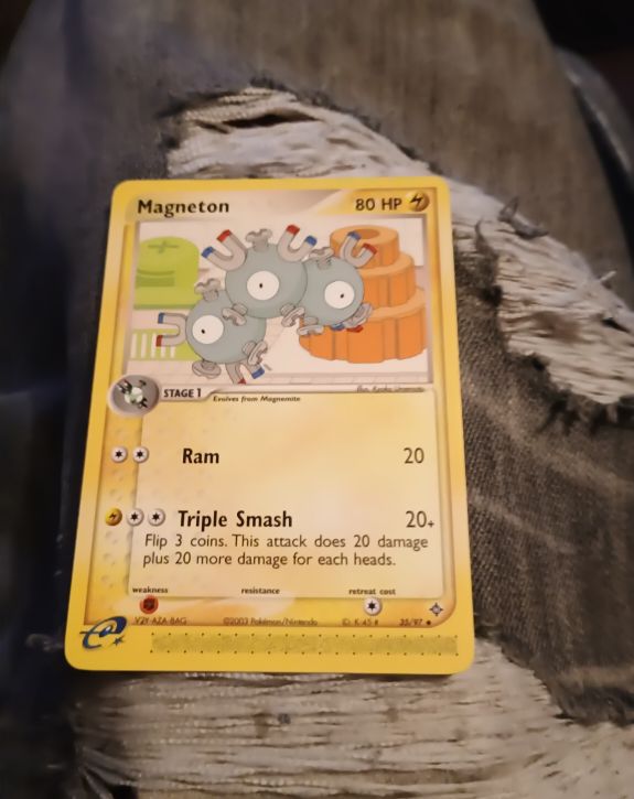 2003 Pokémon EX Dragon 35/97 Magneton — front