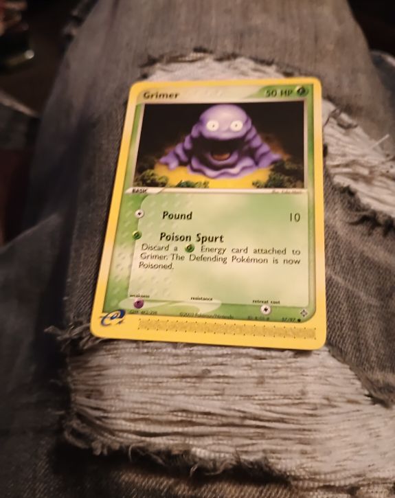 2003 Pokemon EX Dragon #57 Grimer — front