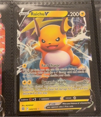 2022 Pokémon Brilliant Stars #045 Raichu V — front