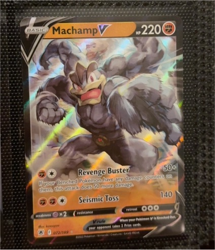 2022 Pokémon TCG Astral Radiance #072 Machamp V — front