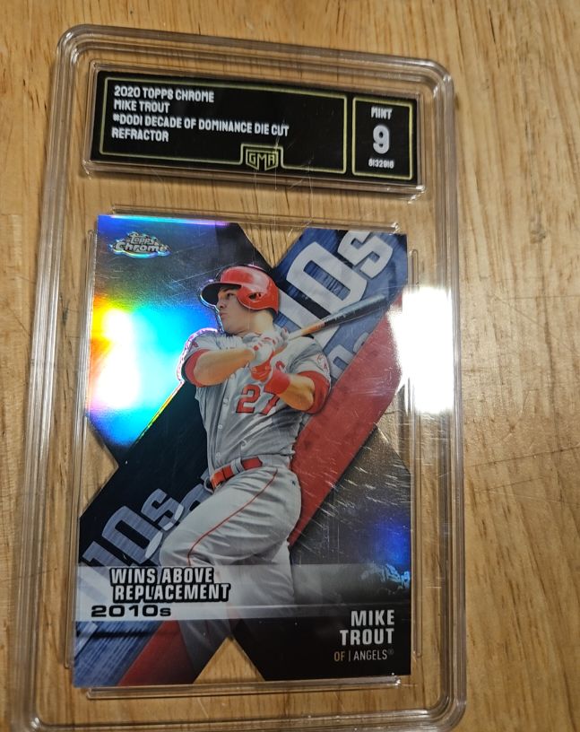 2020 Topps Chrome #DODI Mike Trout Decade of Dominance Die Cut Refractor — front
