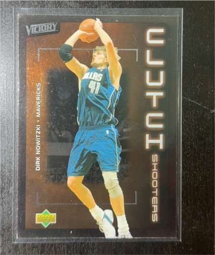 2003-04 Upper Deck Victory #181 Dirk Nowitzki — front