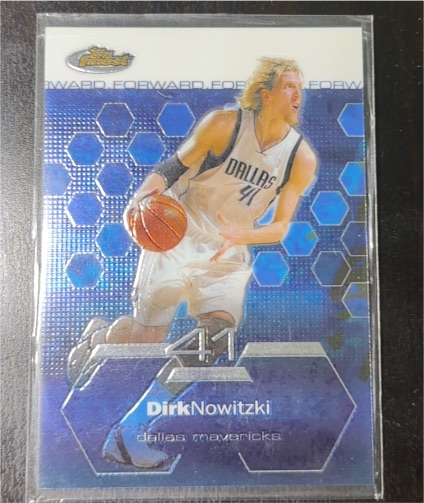 2002-03 Topps Finest #1 Dirk Nowitzki — front